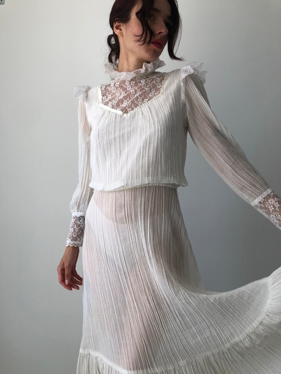 Ethereal vintage Edwardian white dress with high … - image 4