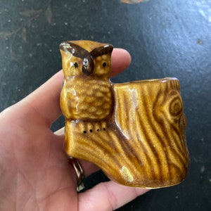 Vintage owl on a stump toothpick holder