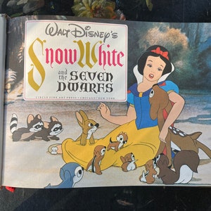 Vintage limited edition Snow White and the Seven Dwarfs from Walt Disney Studios from 1978