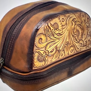 Bolso de viaje personalizado de cuero hecho a mano con cremallera, neceser para afeitado, cosméticos, artículos de tocador, neceser de viaje estilo occidental para mujeres y hombres.
