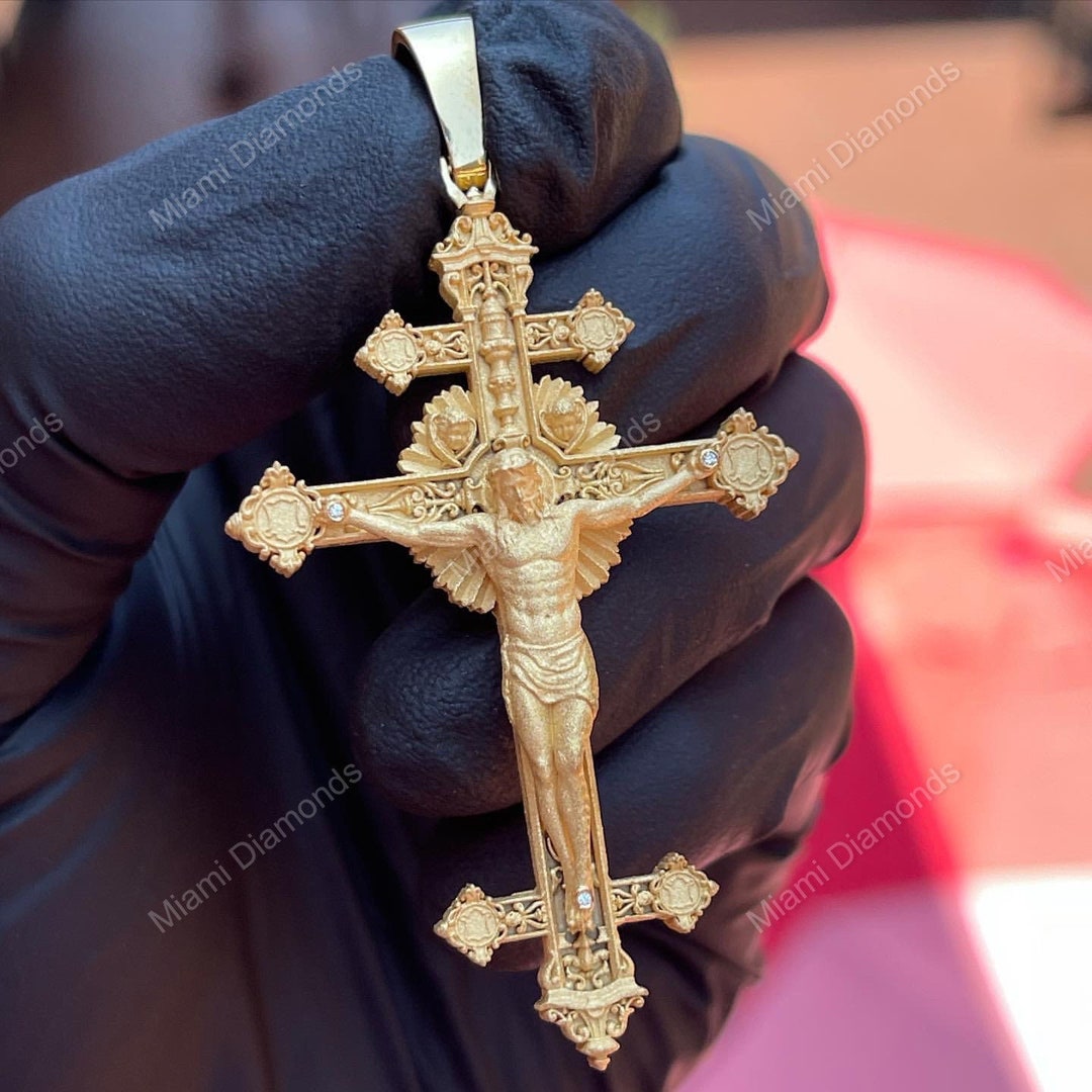 Jesus Cross Pendant Religious Pendant VVS Moissanite Hip Etsy