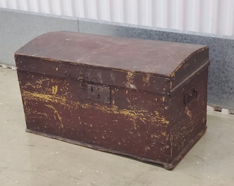 Antique Trunk, Small Primitive Wood Trunk, Dovetail Trunk, Storage Trunk, Rustic Home Decor, Red Trunk