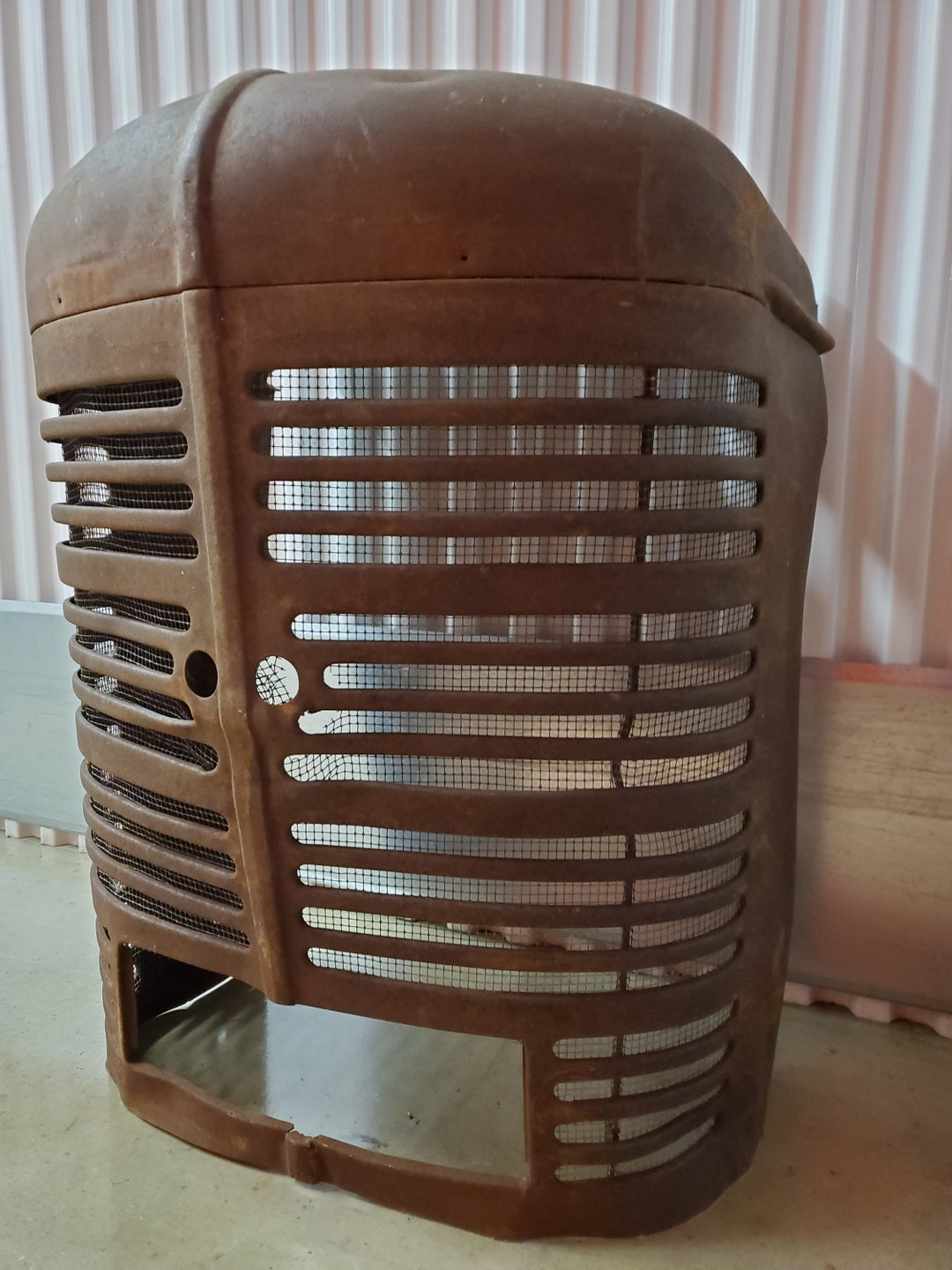 Farmall Tractor Grill Wall Hanging, Farmhouse Decor, Rust, Rustic Decor