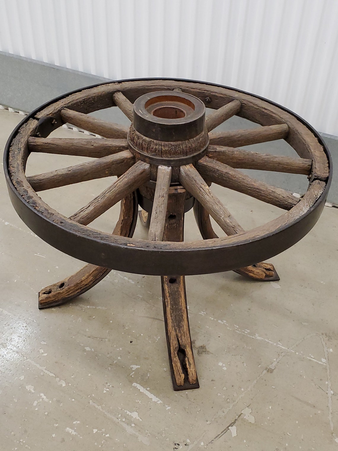 Antique Wagon Wheel Coffee Table Antique Wagon Wheel Display Etsy