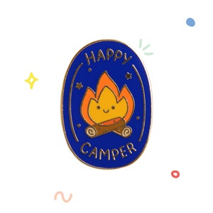 Glücklicher Camper Emaille Pin | Süßer Hard Enamel Pin | Gold Anstecker | Bezaubernd | Schmetterling Metall Verschluss | Ursprüngliches Design | Einzigartiges Geschenk