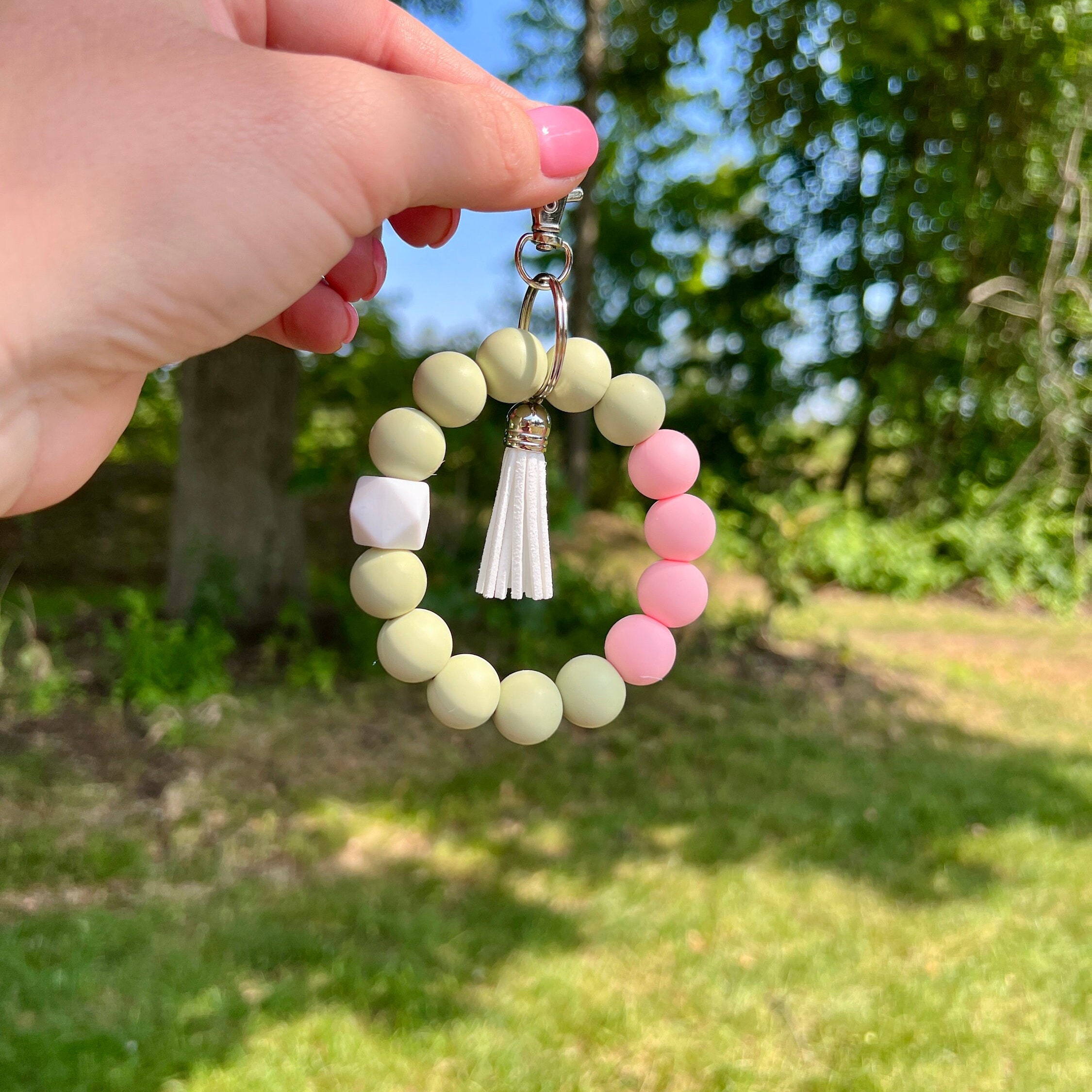 キーホルダー・キーリング FLARE UP Ethnic Key Ring 4BUK292 Glow in the Dark Silicone Bead Keychain Wristlet Bracelet