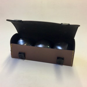 Sacoche de pétanque personnalisable marron et horizontale, pochette personnalisée fabriquée en France, cadeau artisanal image 5
