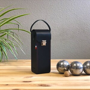 Sacoche de pétanque personnalisable, pochette personnalisée fabriquée en France, cadeau artisanal fabriqué en France Noir