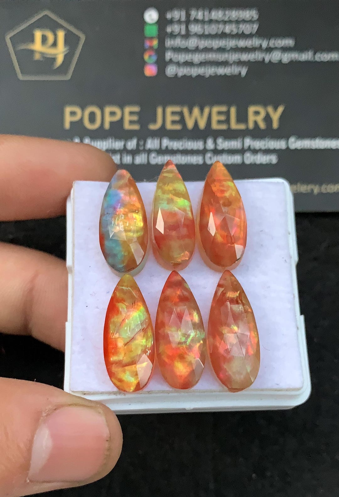 Lot De 5 Tsavorites Vertes - Cabochons Poire Non Traités, 12.33 Ct Total