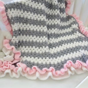 Ruffle baby blanket