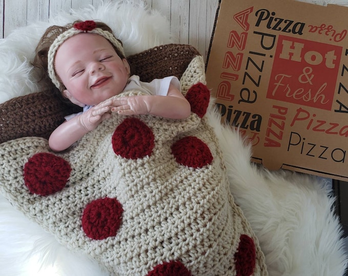 Pizza baby cocoon