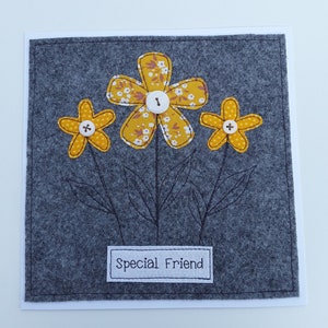 Carte d'anniversaire pour ami spécial - anniversaire de femme - carte de fleurs - carte en textile - carte faite main - carte en tissu - carte de meilleur ami cousue à la main OOAK