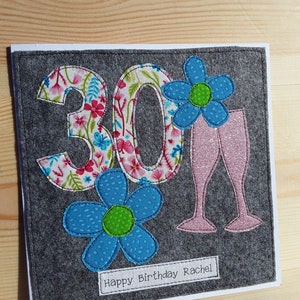 Carte d'anniversaire personnalisée faite main pour 30 ans - anniversaire de femme - anniversaire floral OOAK - carte en textile - carte en tissu - cousue à la main