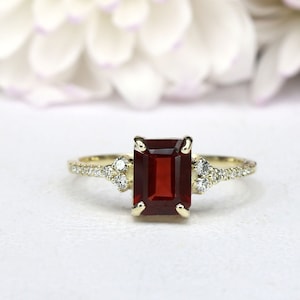 Garnet Ring - January Birthstone - Gold Ring - Gemstone Ring - Engagement Ring - Statement Ring - Cocktail Ring - Burgundy Ring