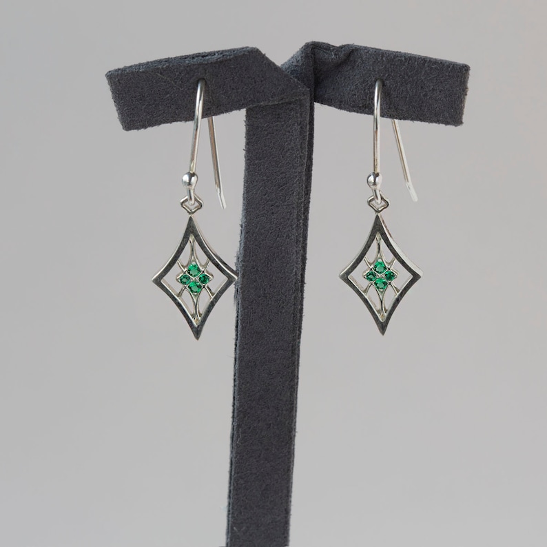 Celtic earrings Green gemstone Celtic Emerald Jewelry Long Green dangle earrings Sterling silver Celtic knot Green Emerald earrings