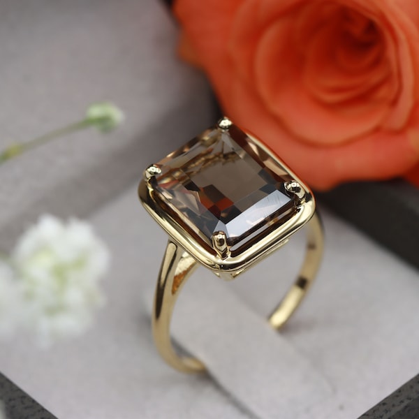 Smoky quartz Ring - Gold Ring - Gemstone - Engagement Ring - Statement Ring - Cocktail Ring - Rectangle Ring - gray brown gemstone