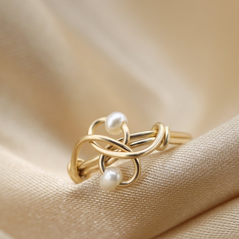 Pearl Weaved ring, Handmade ring, Pearl ring, wire wrapped ring image 2