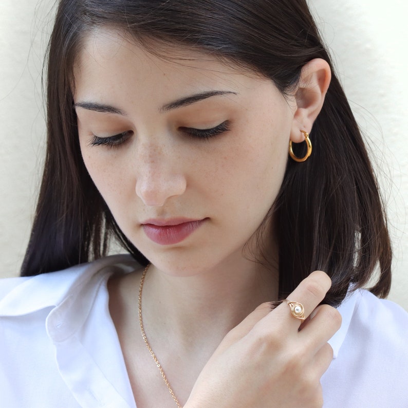 White Pearl Ring, Knot Ring, Wire Wrap Gold Pearl Ring, Pearl Ring, Gold Wire Wrapped Ring, 14K Gold plated Ring image 3