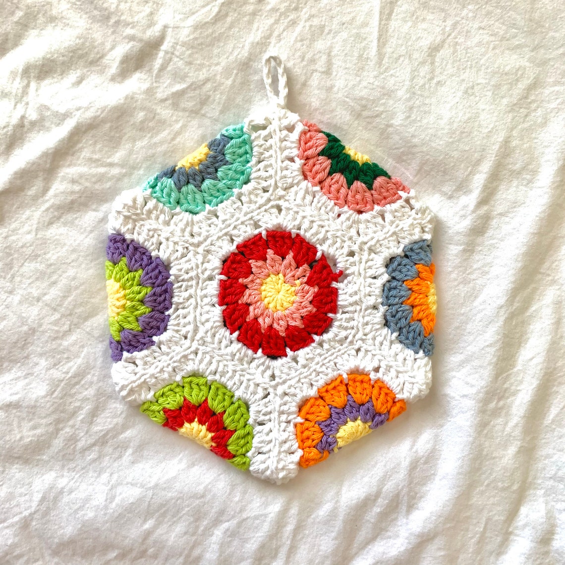 Crochet Granny Square Retro Flower Hot Pad / 100 Cotton Yarn Etsy