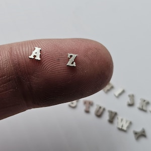 Letras de plata de ley de 3 mm, componentes de letras PEQUEÑOS, dijes de letras, letras occidentales