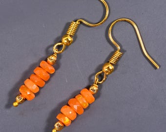 Boucles d'oreilles pendantes en perles d'opale orange, boucles d'oreilles minimalistes faites main en argent sterling 925 avec pierres précieuses, bijoux avec pierre de naissance d'octobre, opale d'Éthiopie
