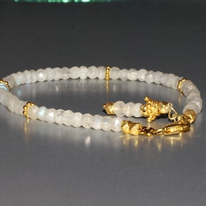Rainbow Moonstone Minimalist Bracelet, Faceted moonstone Bracelet, Healing Crystal Delicate Spiritual Protection June birthstone Stone,