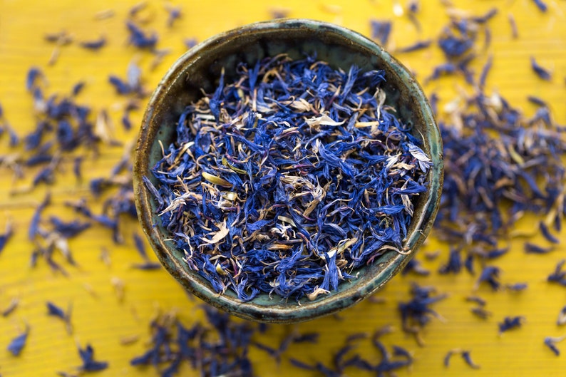 Cornflower Petals Edible petals/food grade flowers/bake with Etsy