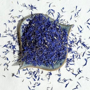 Edible Natural Dried Blue Cornflower Petals - Certified Food Grade