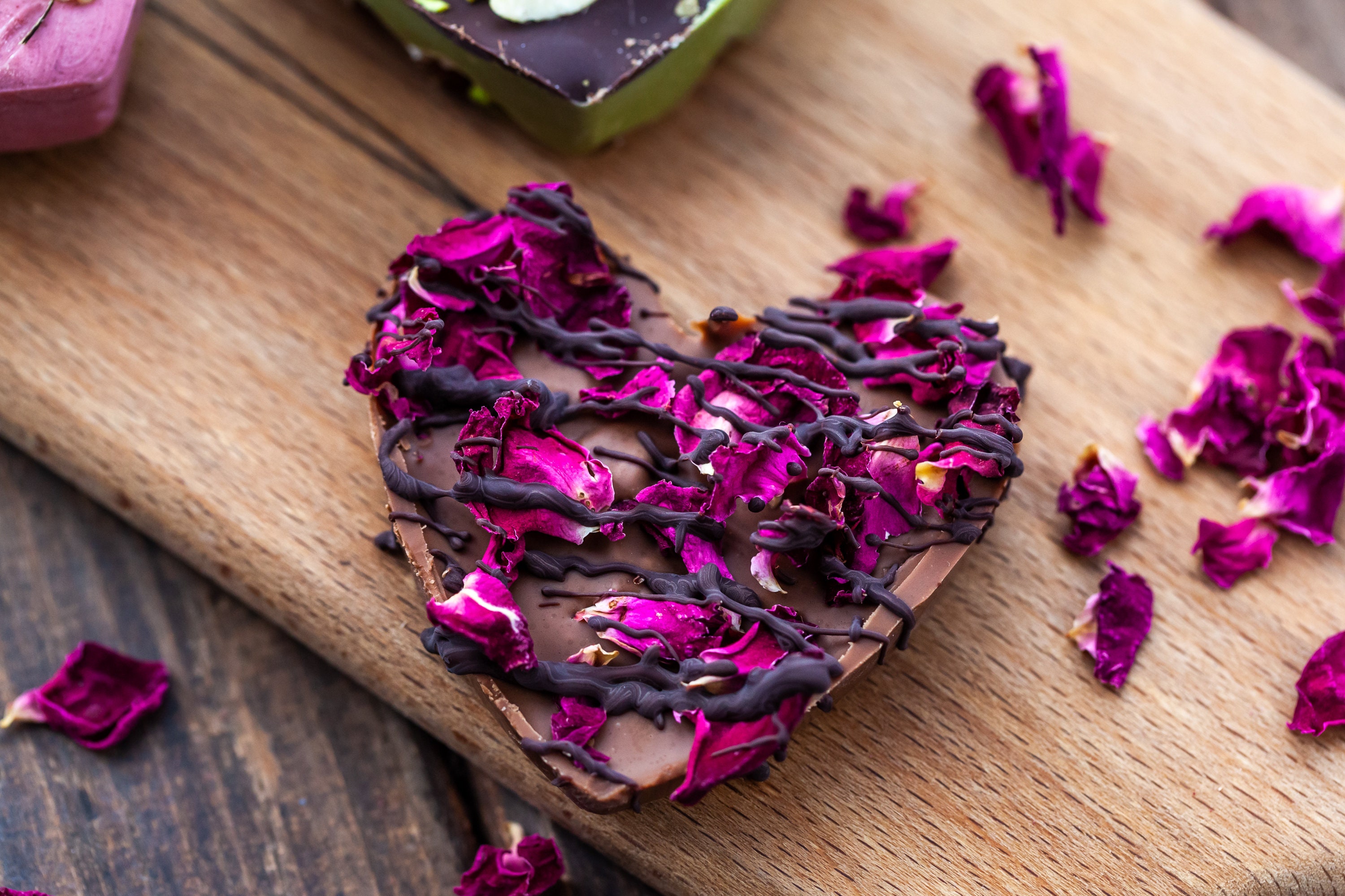 Edible Red Rose Petals Food grade/bake with flowers/flowers Etsy