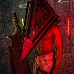 Silent Hill&#39;s Pyramid Head set