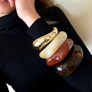Chunky Bangle Stackable Resin Bangle Bracelet Set of Bracelets Thick Gold Bangle Jelly Retro Vintage Jewelry Gift For Her Mothers Day Gift