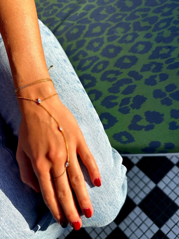 unique dainty bridesmaid jewelry