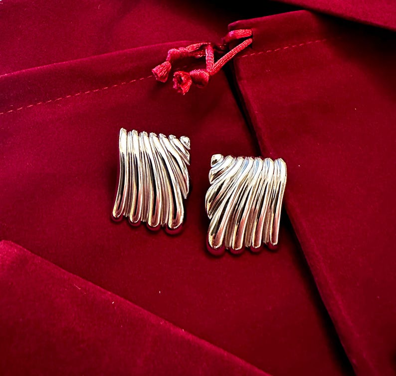 Lightweight Earrings Silver