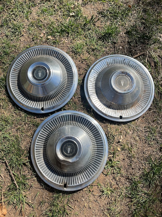 Vintage ford 2024 hubcaps by year