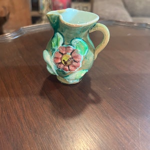 Pichet crémier fleuri vintage