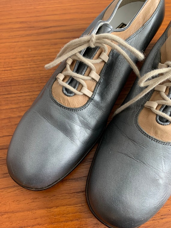 Roberto capucci silver shoes vintage leather size