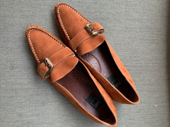 Brown suede leather shoes size 8 vintage Hilary Ra