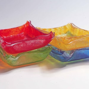 Glasfarbenschale, Glasschmelzglas, Reliefglas, Gebrauchsfunktion, Ornament, Inneneinrichtung, Geschenk, Flurartikel