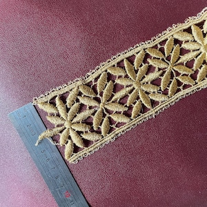 Vintage golden lace deadstock