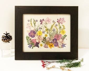 Real Flower Frame - Botanical Artwork Frame – NOT A PRINT - Botanical Frame - Framed Art Garden Picture  - Home Décor -unique gifts - FR002