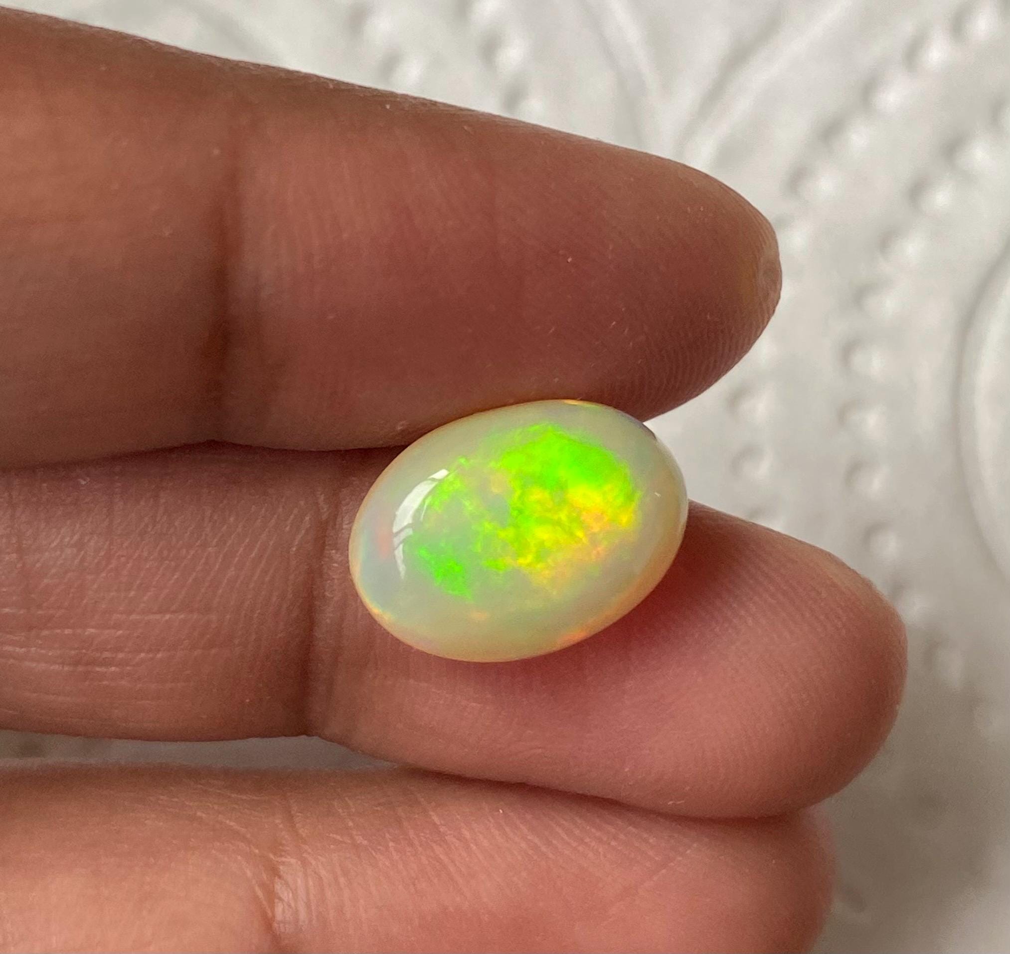 天然エチオピア ホワイト オパール カボション オーバル 12 x 9 MM