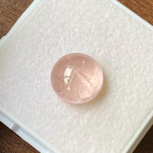 Natural Morganite Cabochon Round Shape 5.82 Carat 12x12 MM Gemstone Wholesale