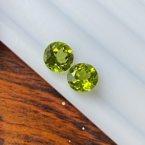 Natuurlijke Peridoot gefacetteerd 4,59 karaat 8x8 MM ronde vorm edelsteen groothandel 2 stuks