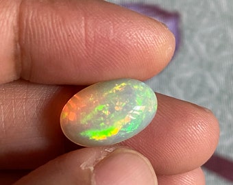 Natural Ethiopian White Opal Cabochon Oval 3.68 Carat 14x9 MM Welo Fire Opal AAA Quality Jewelry Making Opal Loose Gemstone