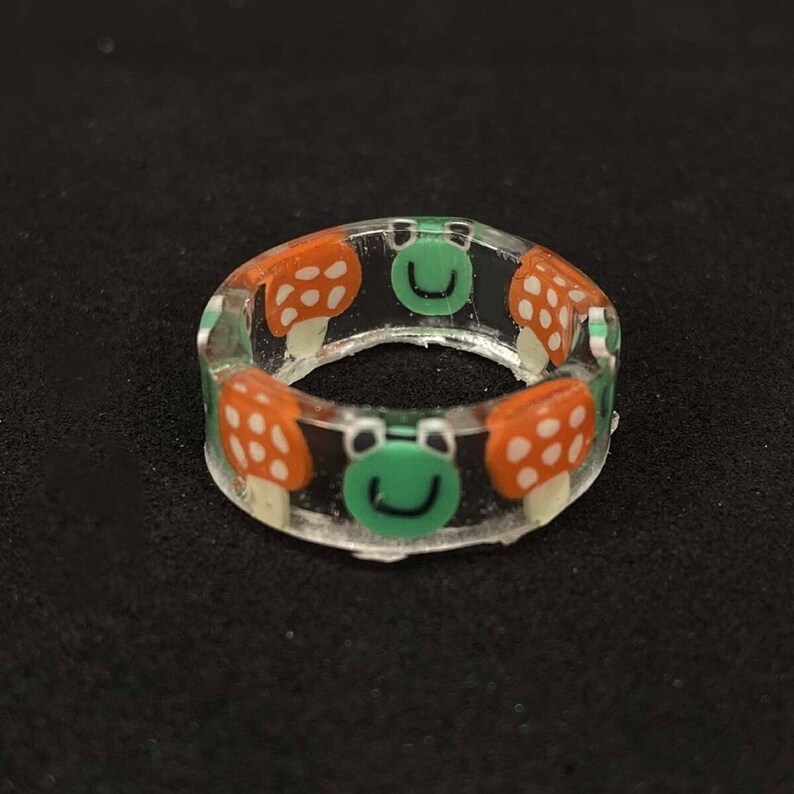 Froggy and Mushroom Ring