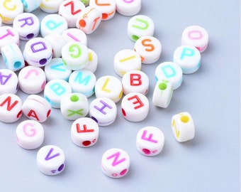 300 perles alphabet acrylique multicolore 7mm