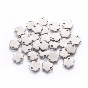 10 gold or silver stainless steel flower charms 10mm Argent