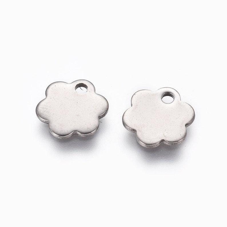 10 gold or silver stainless steel flower charms 10mm image 4