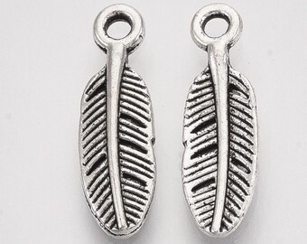 5 silver metal feather charms 12mm