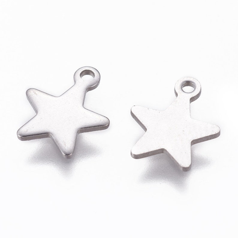 10 star charms in gold or silver stainless steel 10mm Argent